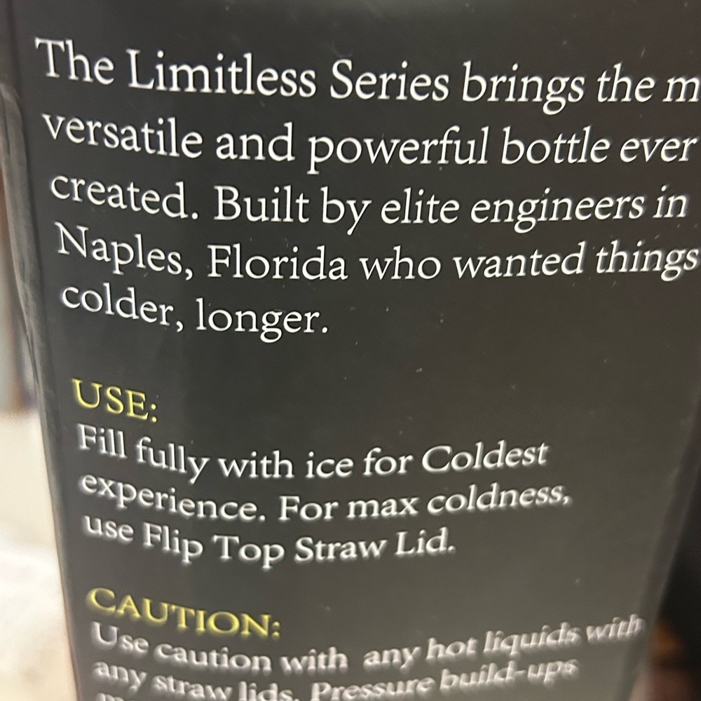 Coldest Limitless Bottle - Pink Reflections 46oz - Picture 3 of 7